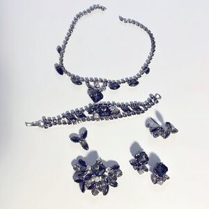 Vintage Glass Rhinestone Jewelry Set Necklace, Bracelet, Clip Earrings, Pin